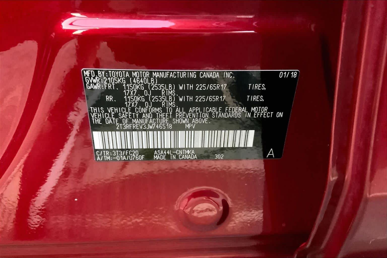 Used 2018 Ruby Flare Pearl Toyota XLE image 31