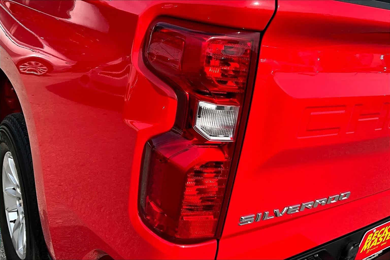Used 2021 Red Hot Chevrolet LT image 28