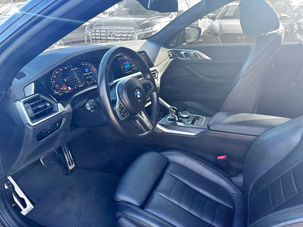 Used 2023 Black BMW M440i image 10