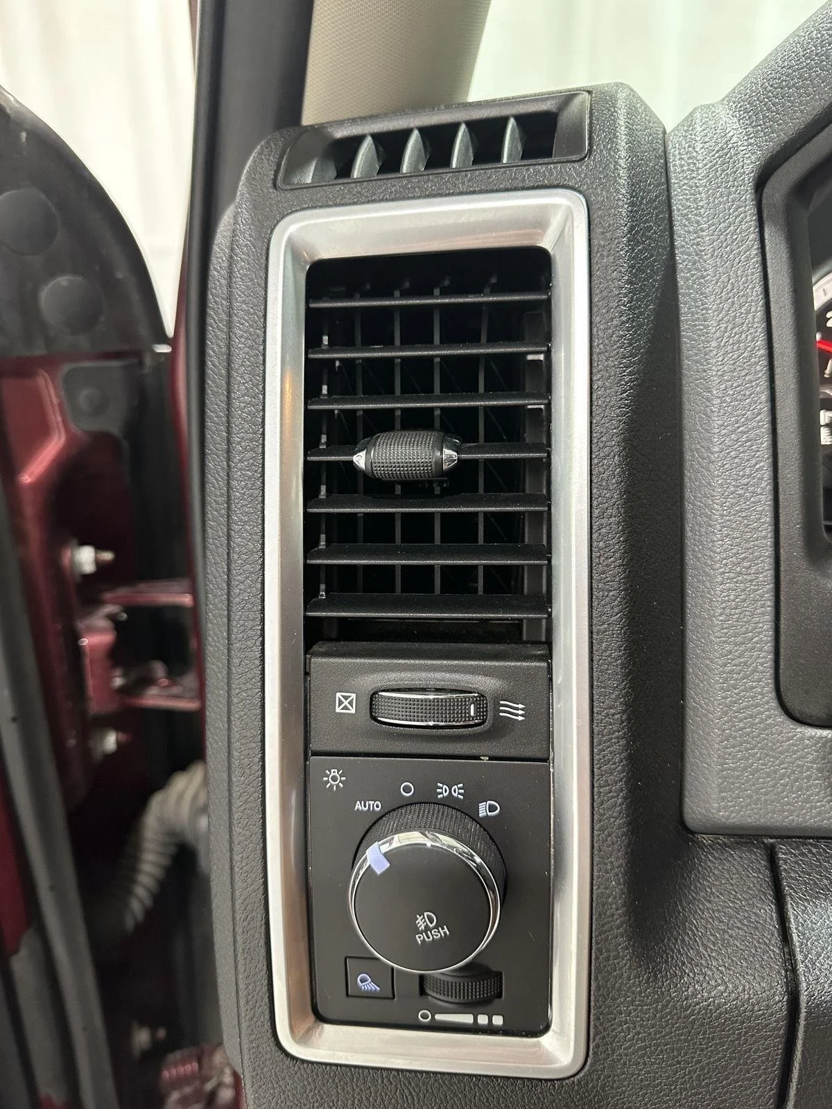 Used 2017 Maroon Ram Big Horn image 13
