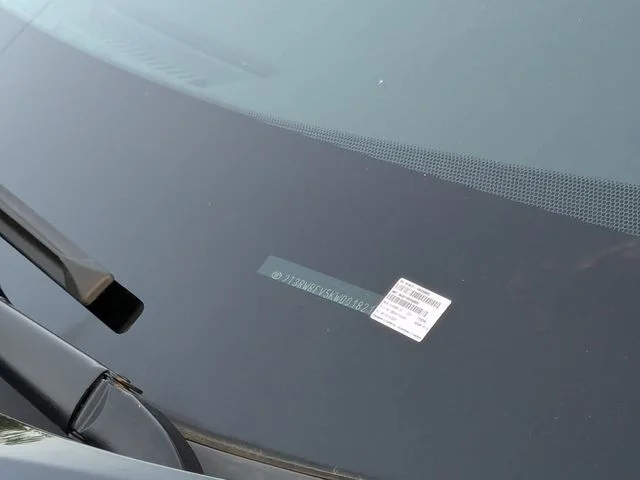 Used 2019 Midnight Black Metallic Toyota XLE image 22