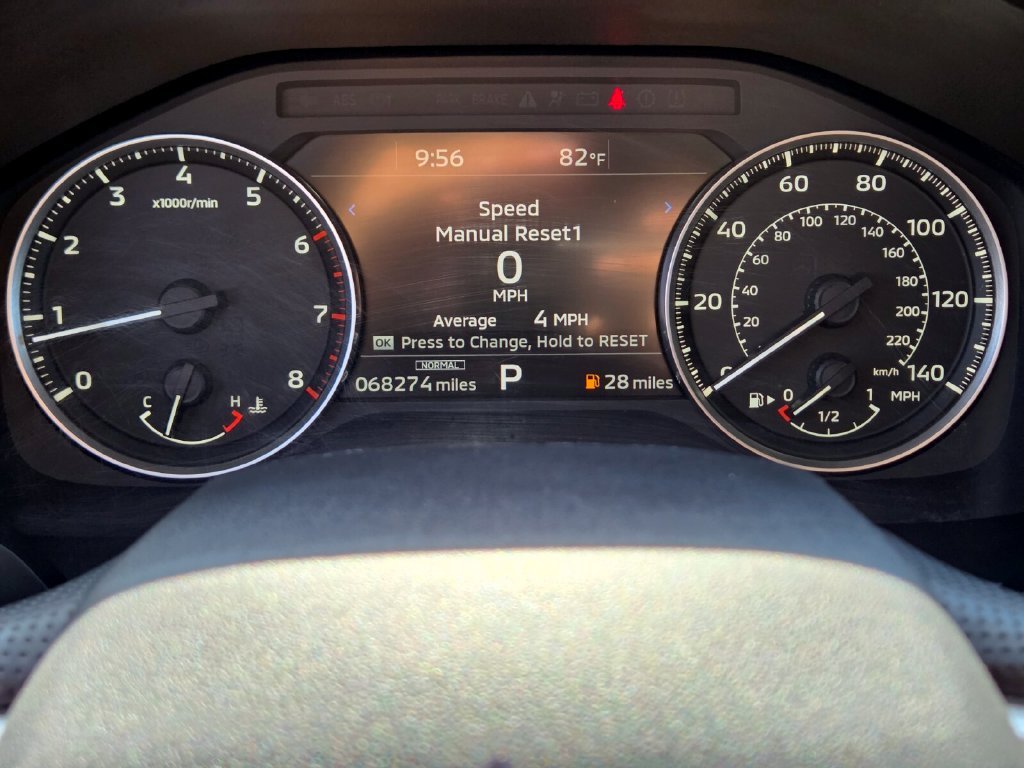 Used 2022  Mitsubishi  image 27