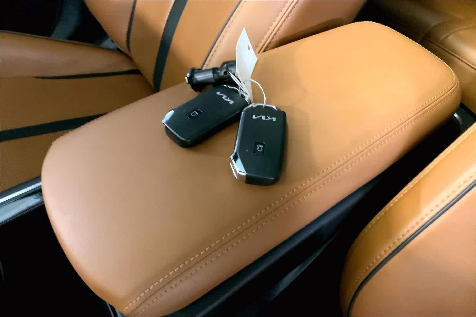 Used 2022 Ebony Black Kia GT image 13