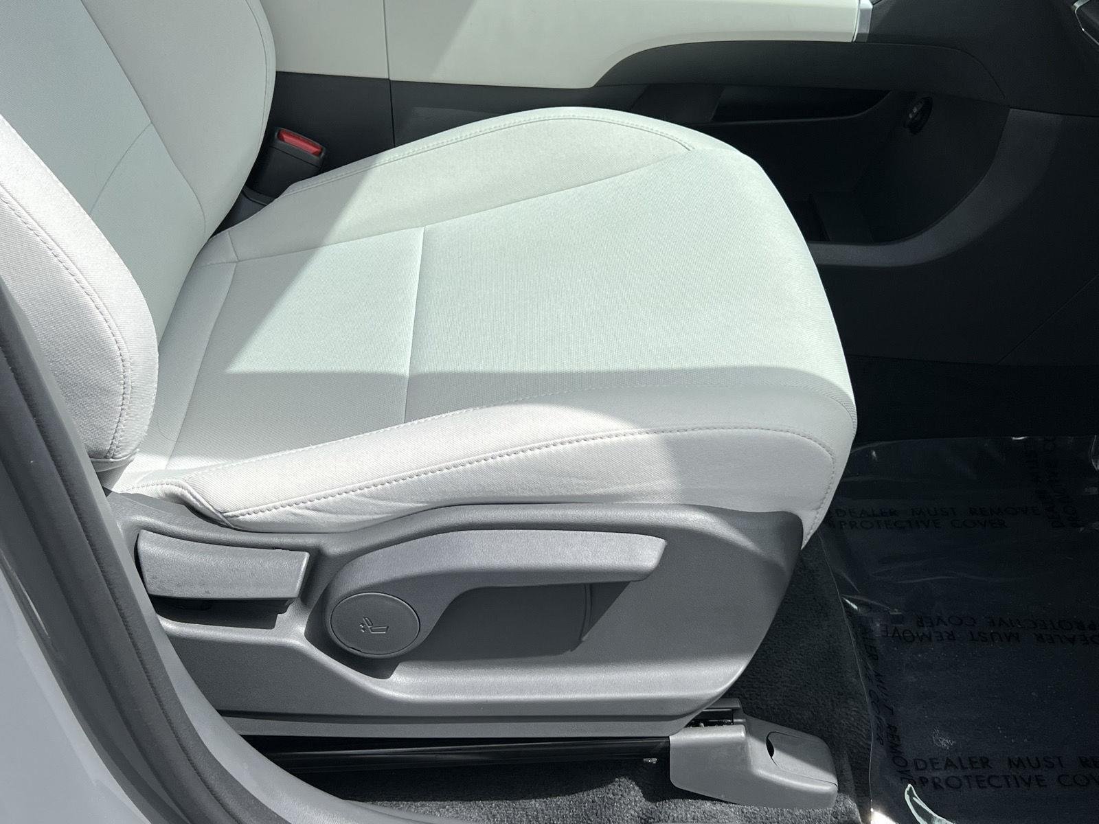 New 2026 Hampton Gray Hyundai SE AWD image 18