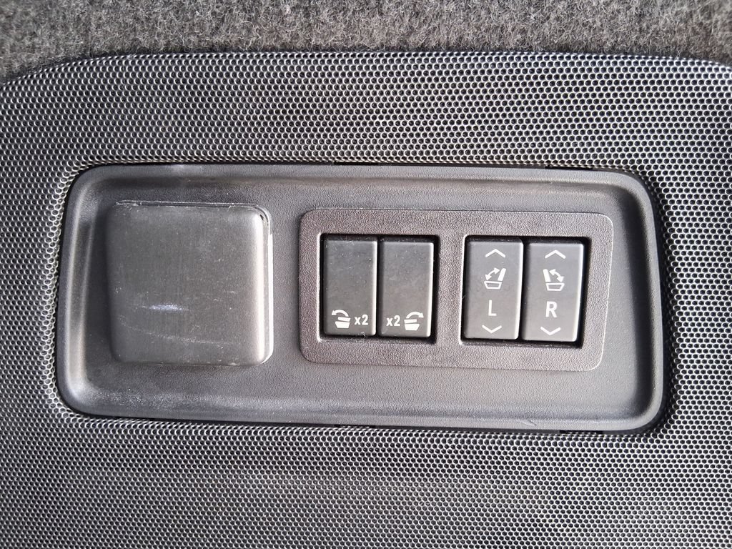 Used 2023 Black Raven Cadillac Premium Luxury image 7