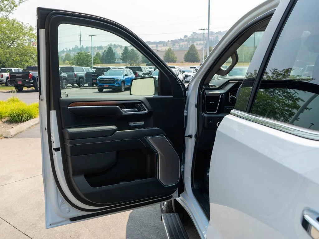 2026 GMC Sierra 1500 Denali - Photo 18