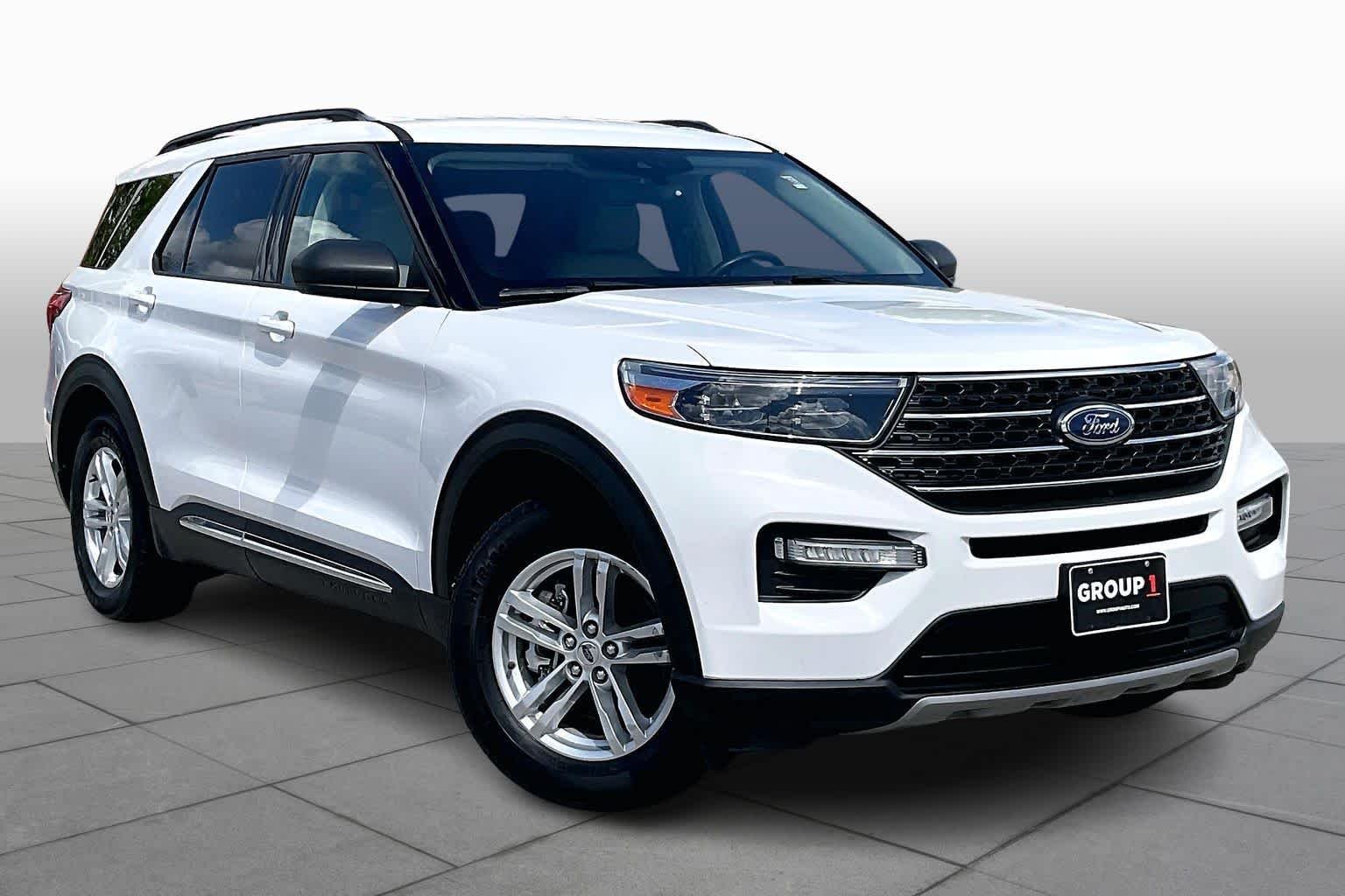 Used 2022 Oxford White Ford XLT image 5