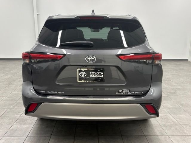 2023 Toyota Highlander Platinum - Photo 3