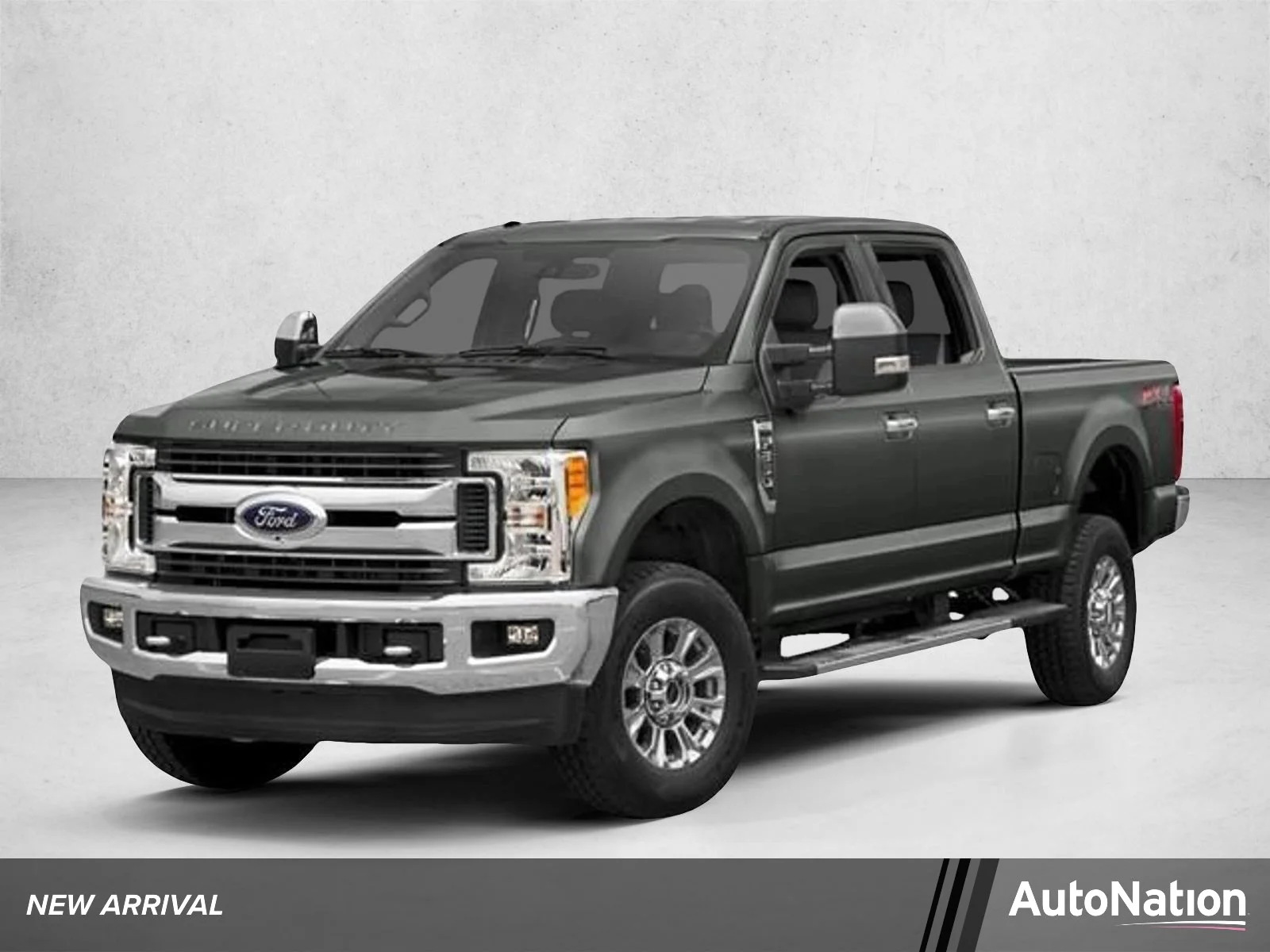 Used 2017 Magnetic Metallic Ford XLT image 1