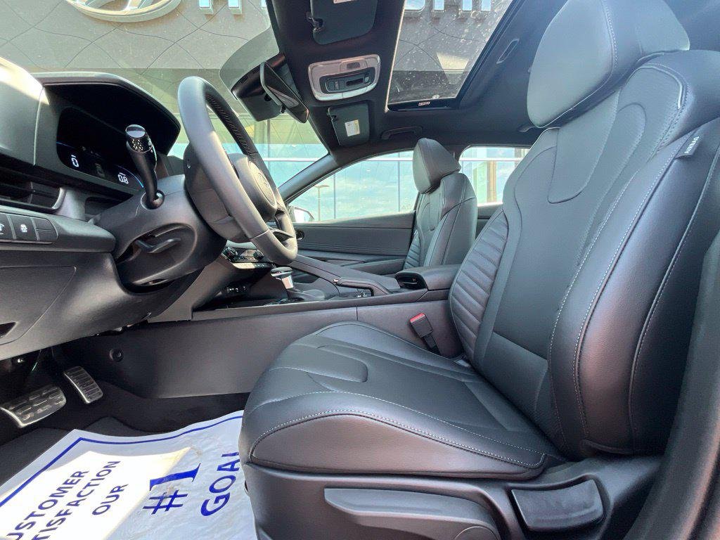 New 2026 Black Hyundai SEL Sport Plus image 10