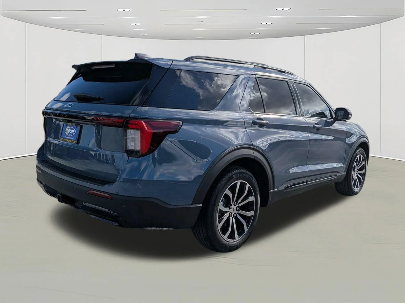 New 2026 Vapor Blue Metallic Ford ST-Line image 3