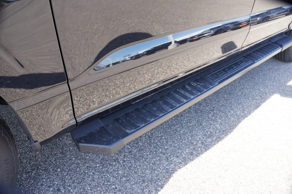 New 2026 Agate Black Metallic Ford Lariat image 10