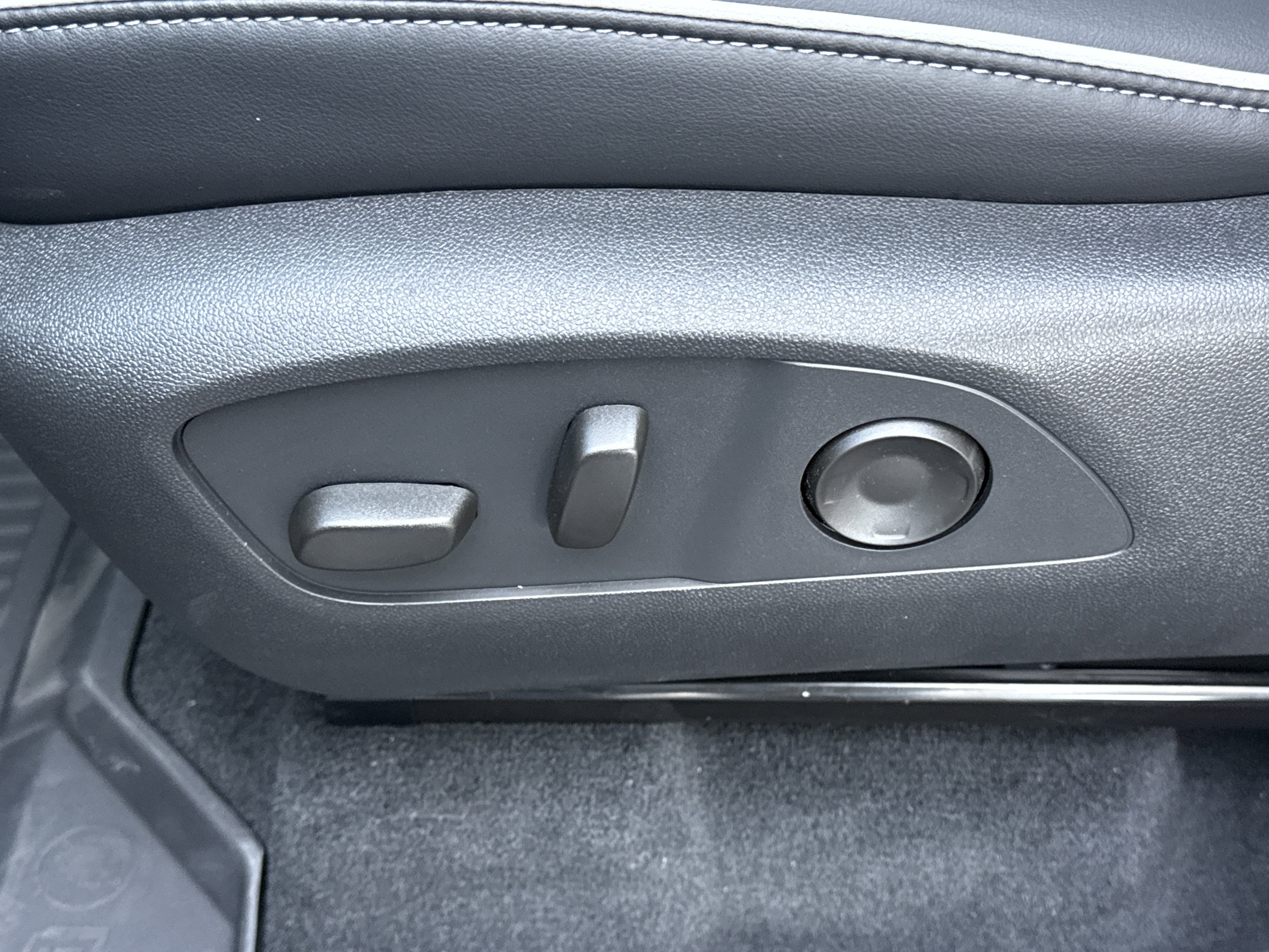 2026 Buick Enclave Sport Touring - Photo 17