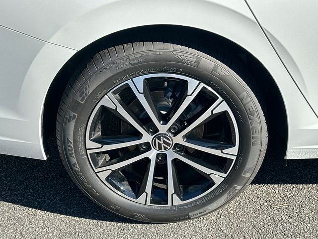 New 2026 White Volkswagen 1.5T Sport image 17