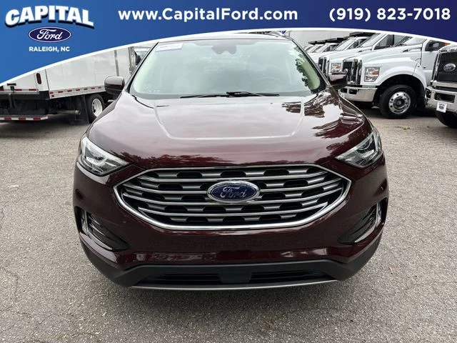 Used 2021 Red Ford SEL image 10