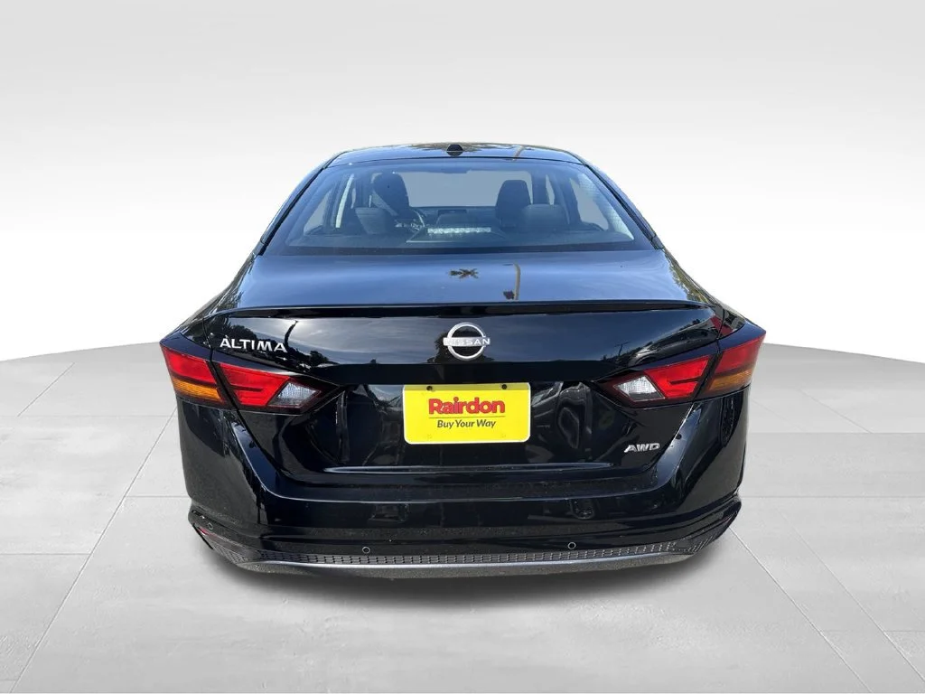 New 2026 Super Black Nissan SV image 6