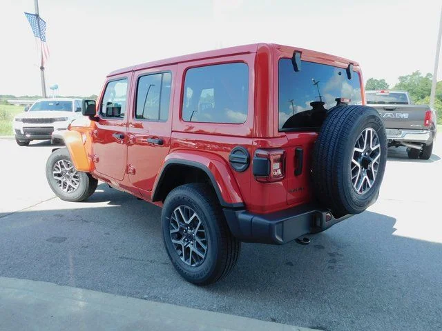 2025 Jeep Wrangler 4-Door Sahara - Photo 25