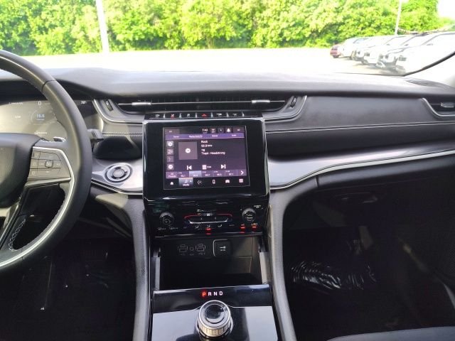 Used 2023 Black Jeep Laredo image 15