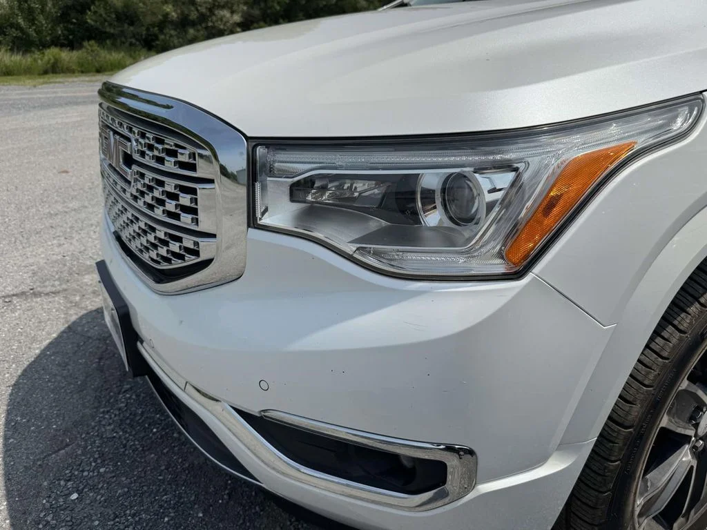 Used 2017 White GMC Denali image 9