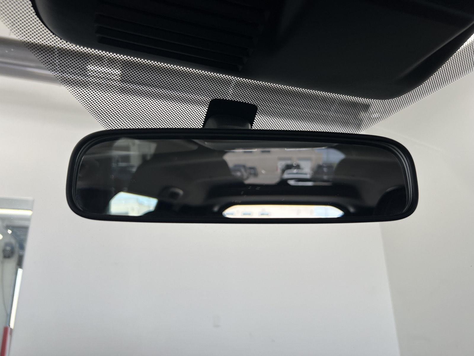 2022 Mitsubishi Outlander ES - Photo 22