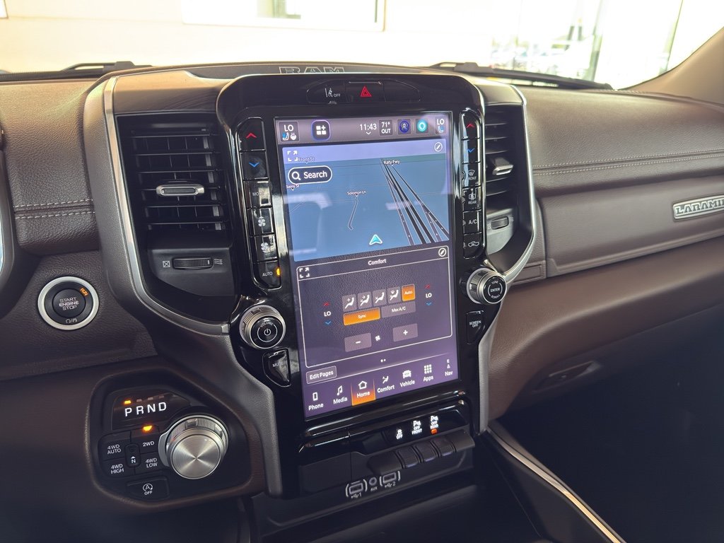 Used 2025 Diamond Black Crystal Pearlcoat Ram Laramie image 20