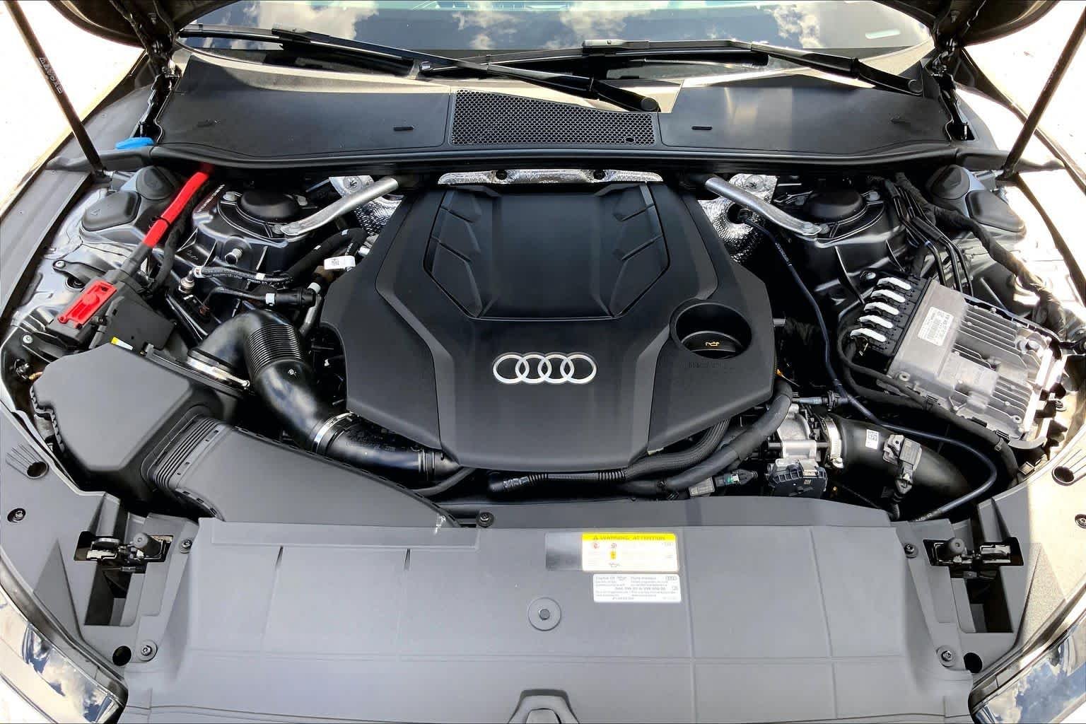 Used 2022 Daytona Gray Pearl Effect Audi Prestige image 62