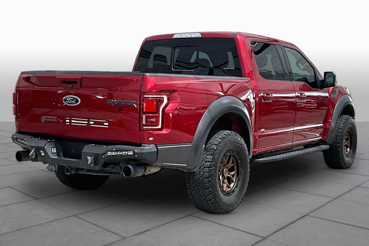 Used 2018 Ruby Red Metallic Tinted Clearcoat Ford Raptor image 13