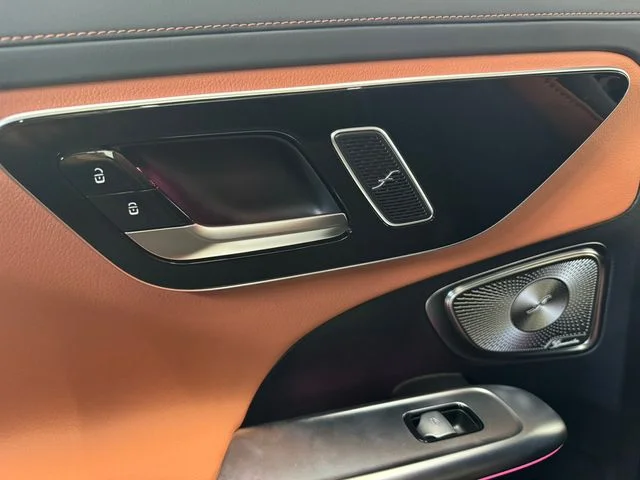New 2026  Mercedes-Benz C 300 image 46