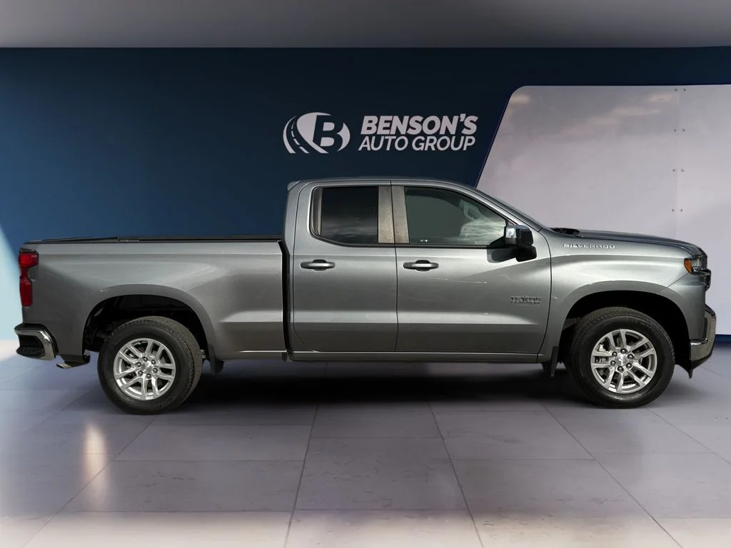 Used 2019 Gray Chevrolet LT image 6