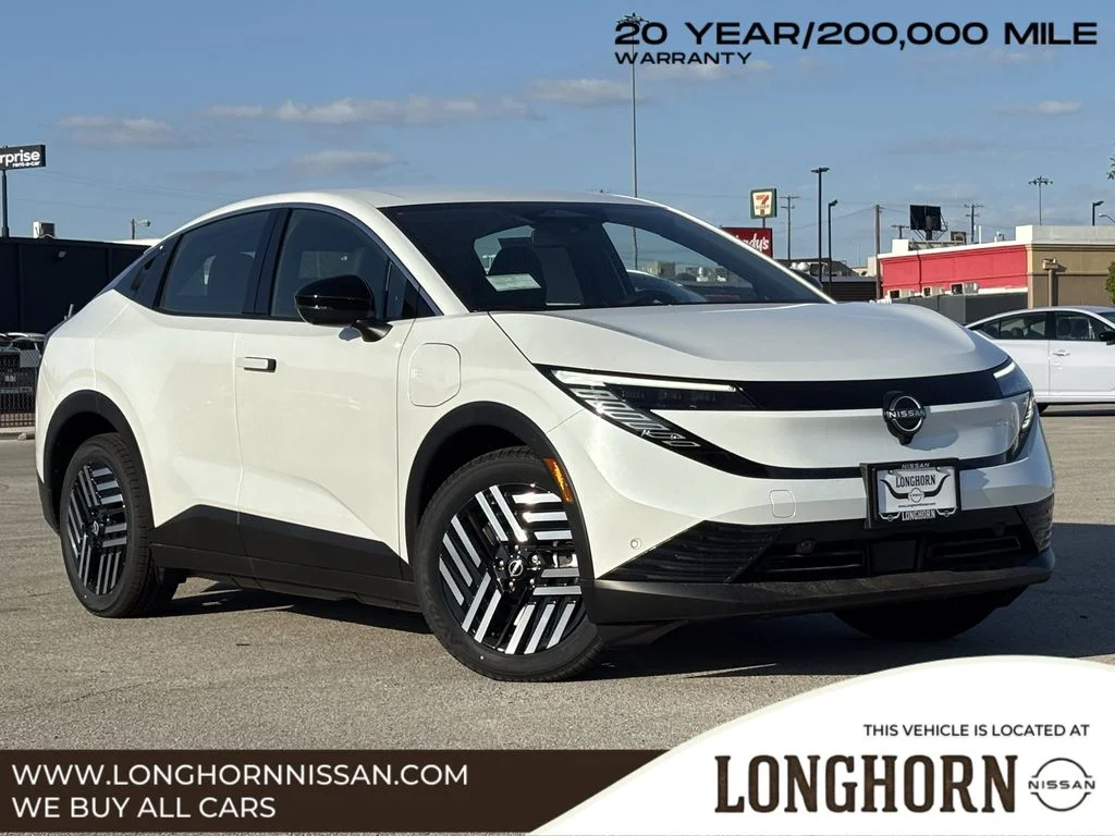 2026 Nissan Leaf SV+'s photo