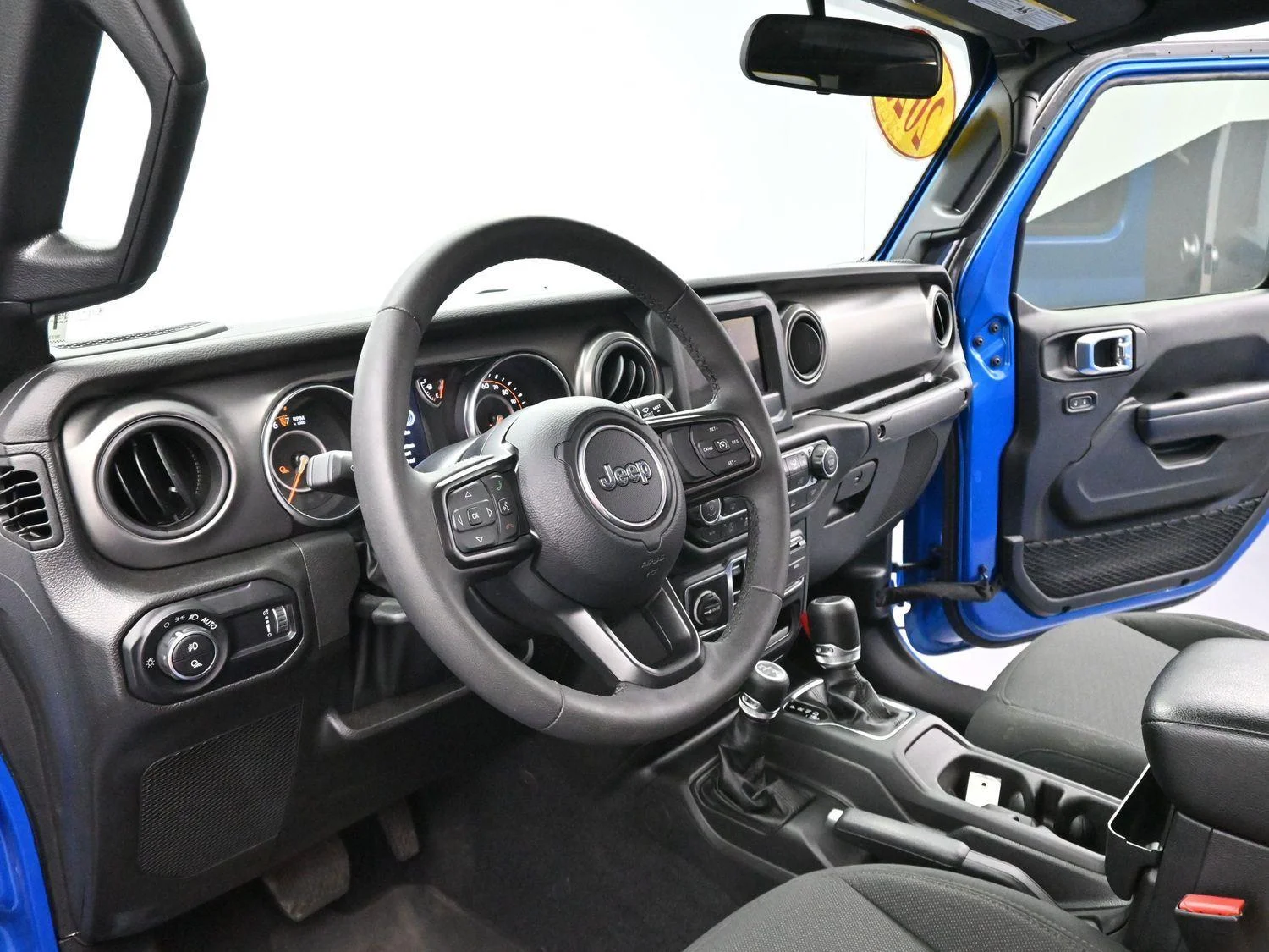 Used 2023 Hydro Blue Pearlcoat Jeep Sport S image 13