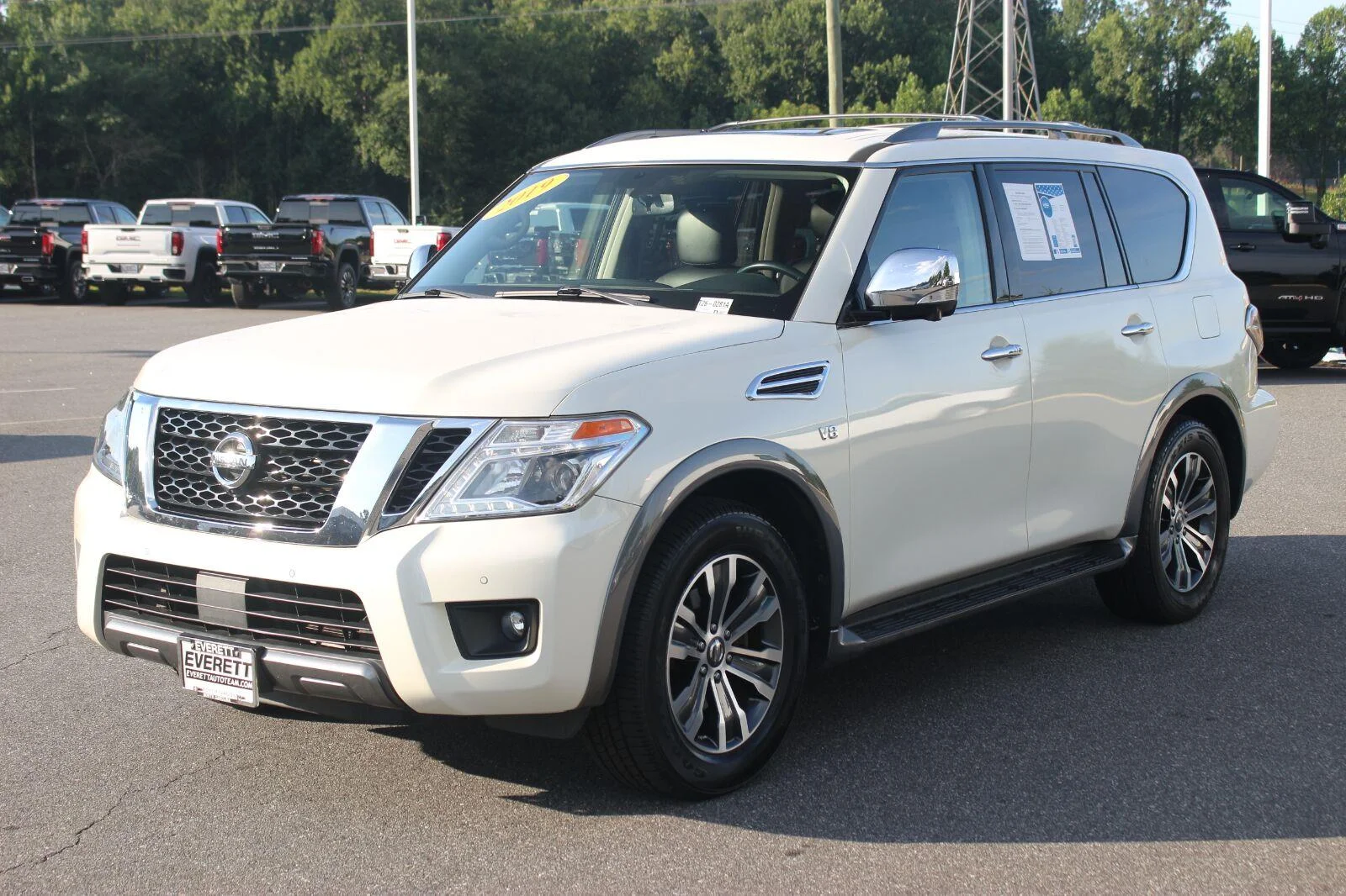 Used 2019 White Nissan SL image 3