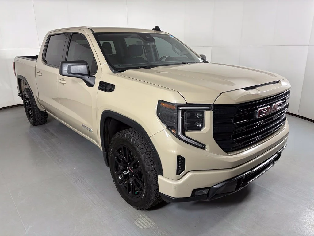 Used 2022 Beige GMC Elevation image 2