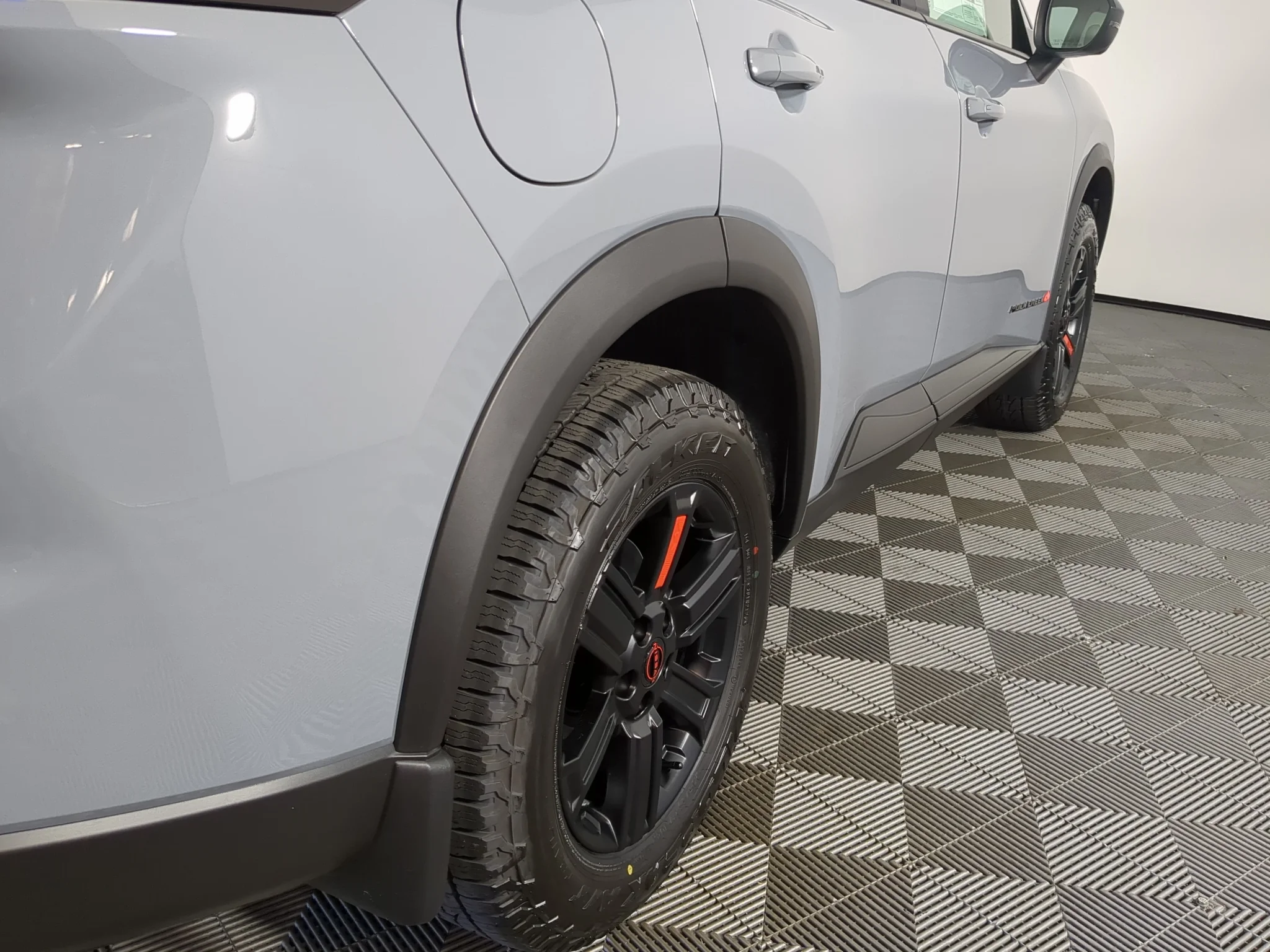 New 2027 Boulder Gray Pearl Nissan Rock Creek image 8