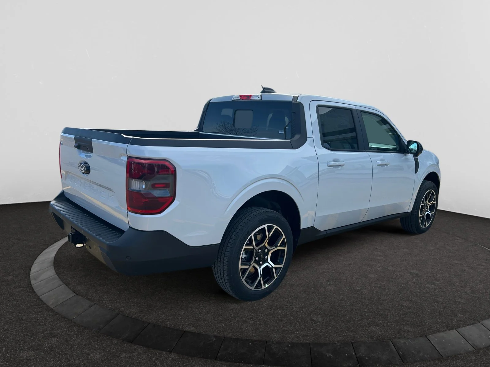 New 2026 Space White Metallic Ford Lariat image 5