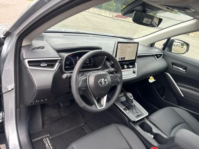 New 2026 Sonic Silver Toyota XLE image 12