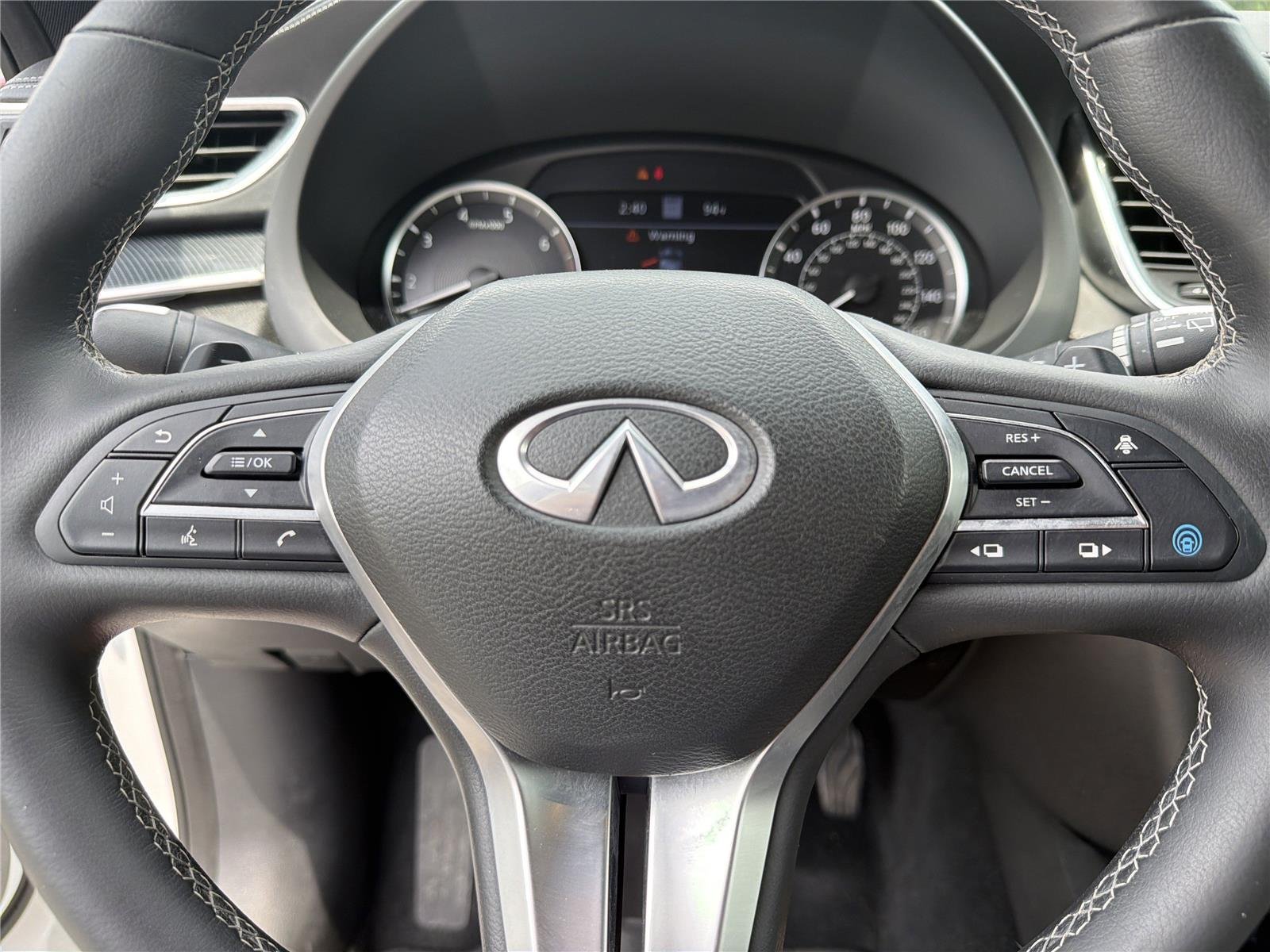 Used 2023 Radiant White INFINITI SPORT image 14