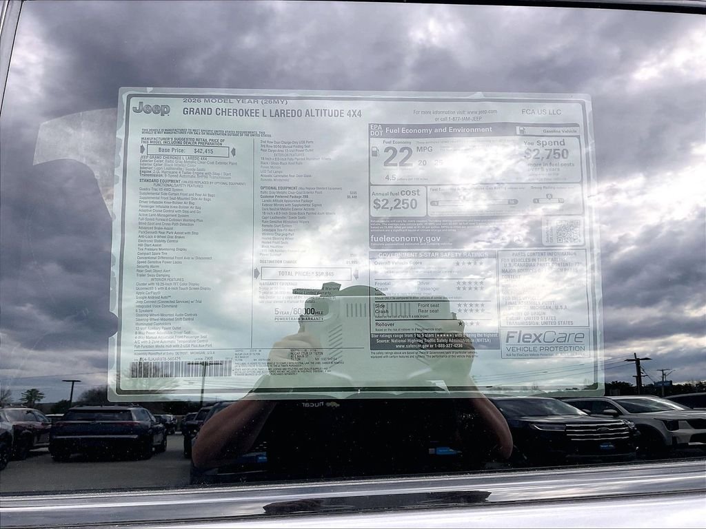 New 2026 Baltic Gray Metallic Clear-Coat Exterior Paint Jeep Altitude image 17