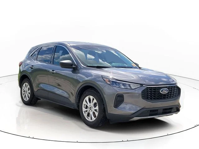 Used 2023 Gray Ford Active image 3