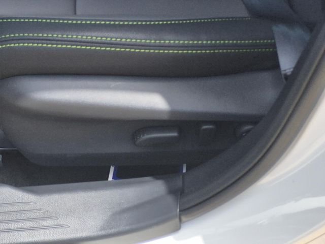 Used 2025 White Subaru Onyx Edition image 24