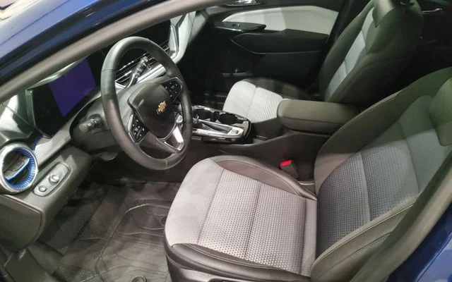 Used 2024 Blue Chevrolet LT image 14