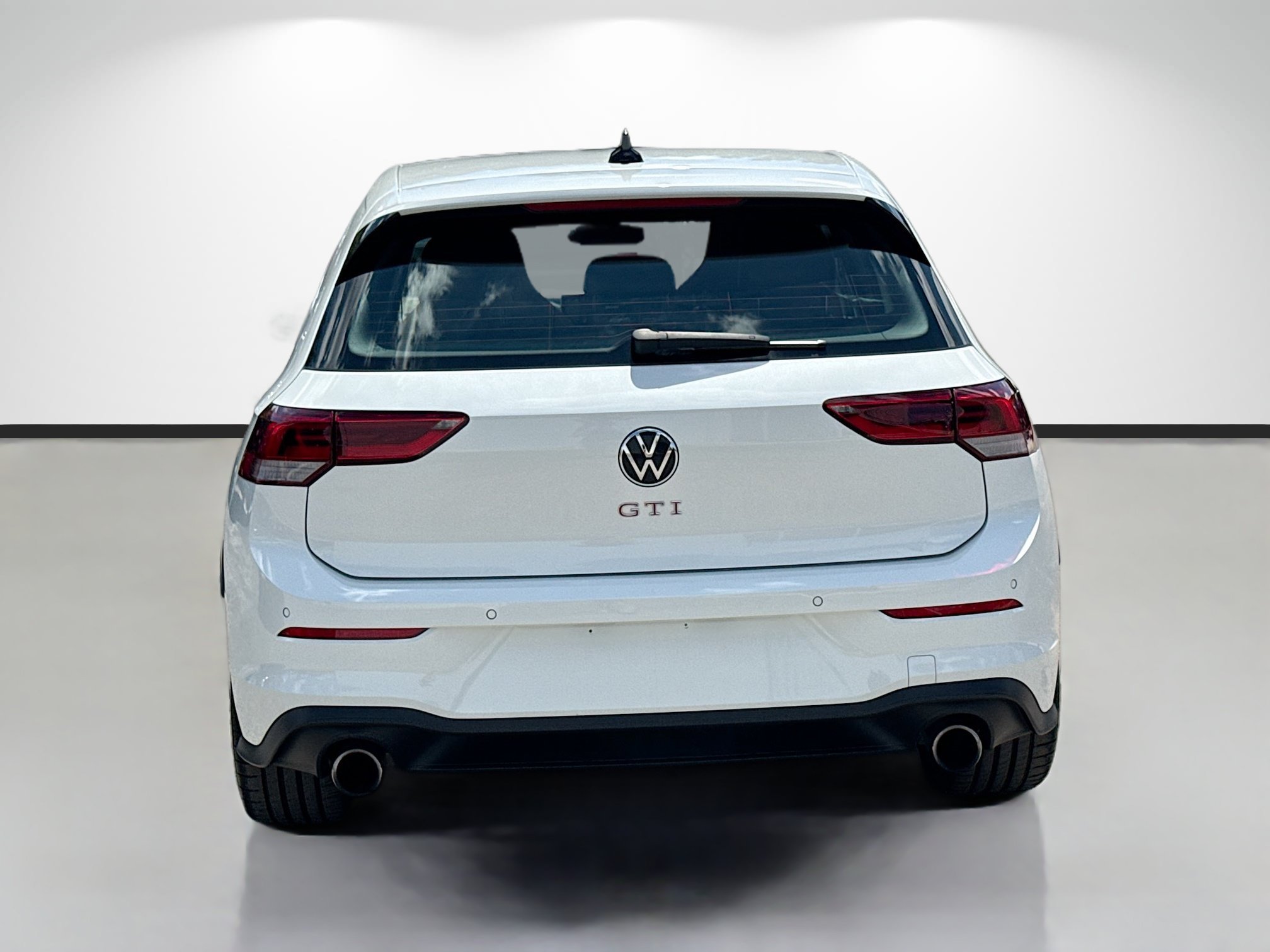 Used 2025 Opal White Pearl Volkswagen Autobahn image 4