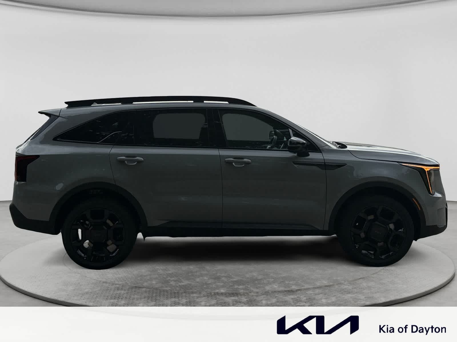 New 2026 Wolf Gray Kia X-Line SX Prestige image 4