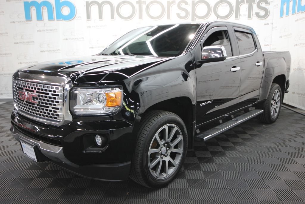 2019 GMC Canyon 4WD Denali Crew Cab Short Box's photo