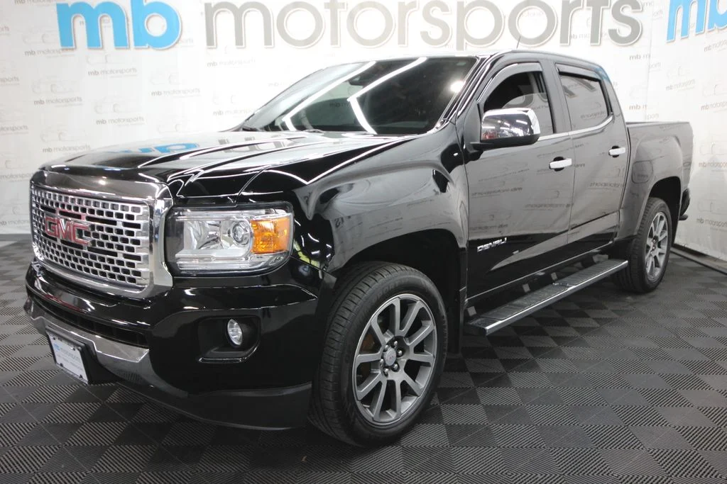 2019 GMC Canyon 4WD Denali Crew Cab Short Box's photo