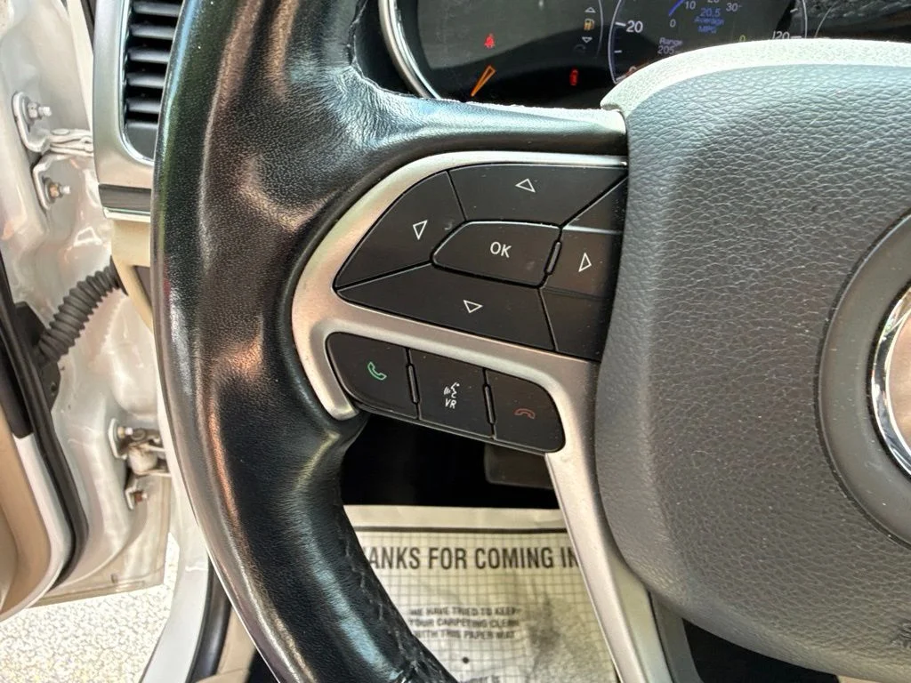 Used 2020 White Jeep Limited image 26