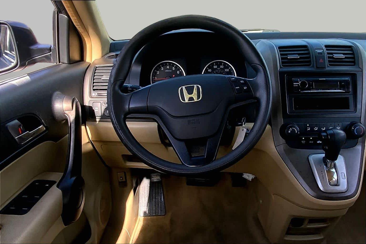 Used 2009 Borrego Beige Metallic Honda LX image 5