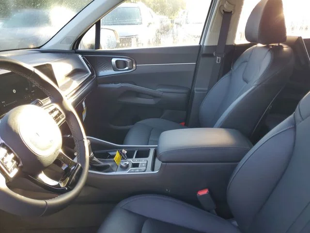 New 2025 Glacial White Pearl Kia S image 8
