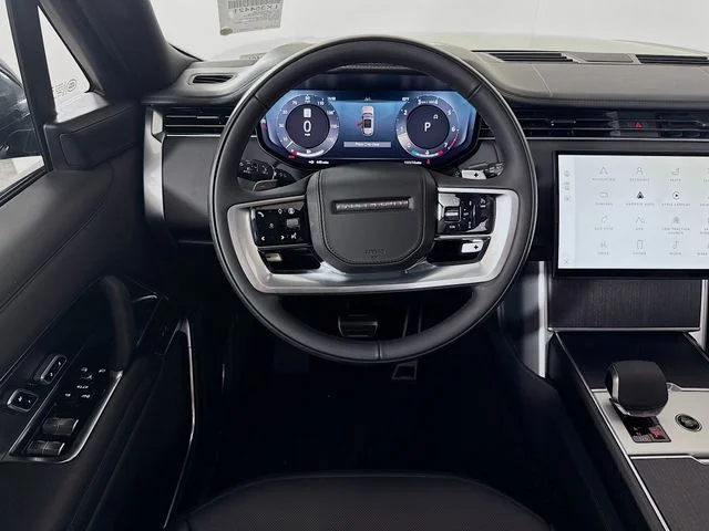 New 2026 Carpathian Grey Land Rover SE image 25