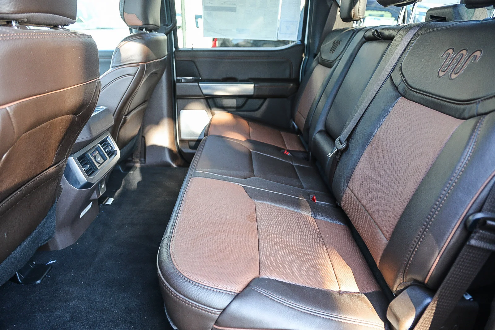 New 2026 Star White Metallic Tri-Coat Ford F-250® King Ranch® image 20